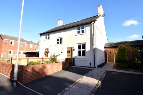 2 bedroom semi-detached house for sale, School Street, Westhoughton, Bolton