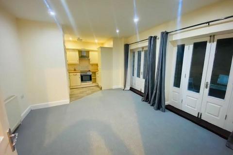 2 bedroom flat to rent, St Augustines Road, Ramsgate CT11