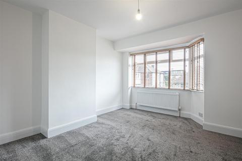 25 Marstone Crescent, Sheffield, S17 4DG