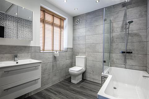 25 Marstone Crescent, Sheffield, S17 4DG