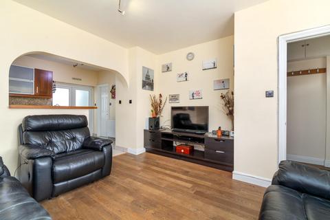 4 bedroom terraced house for sale, Compton Crescent, London