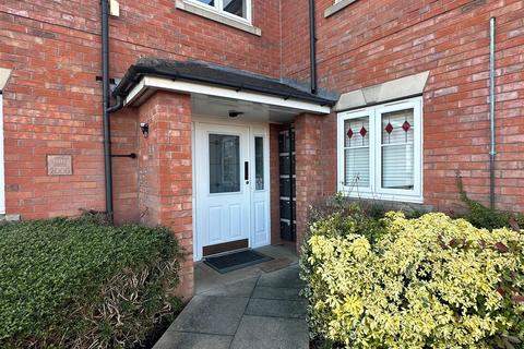 2 bedroom flat for sale, Saddlers Close, Huntington