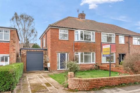 9 Bracken Road, York, YO24 1JT