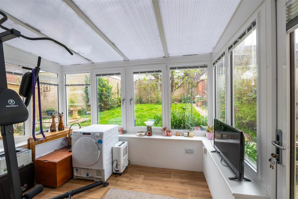 9 Beaumonts internals-3.jpg