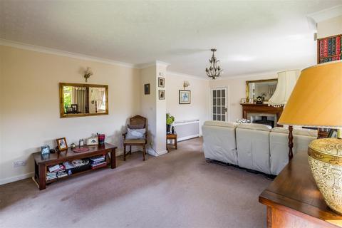 3 bedroom detached bungalow for sale, Stone Close, Worthing BN13