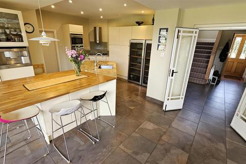 48 Tithby Road, Bingham, Nottingham, NG13 8GP
