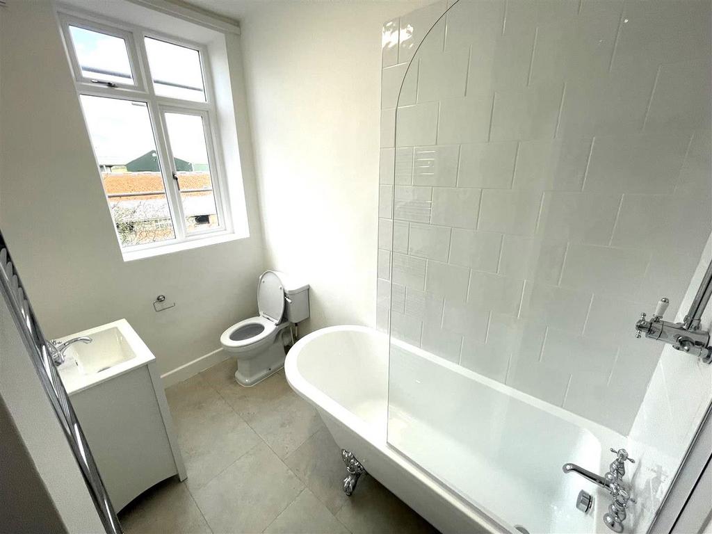 Ash hall bath redone.jpg