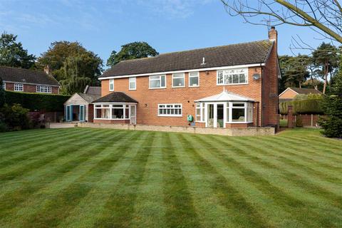 4 bedroom detached house for sale, Willaston Hall Gardens, Willaston, Nantwich