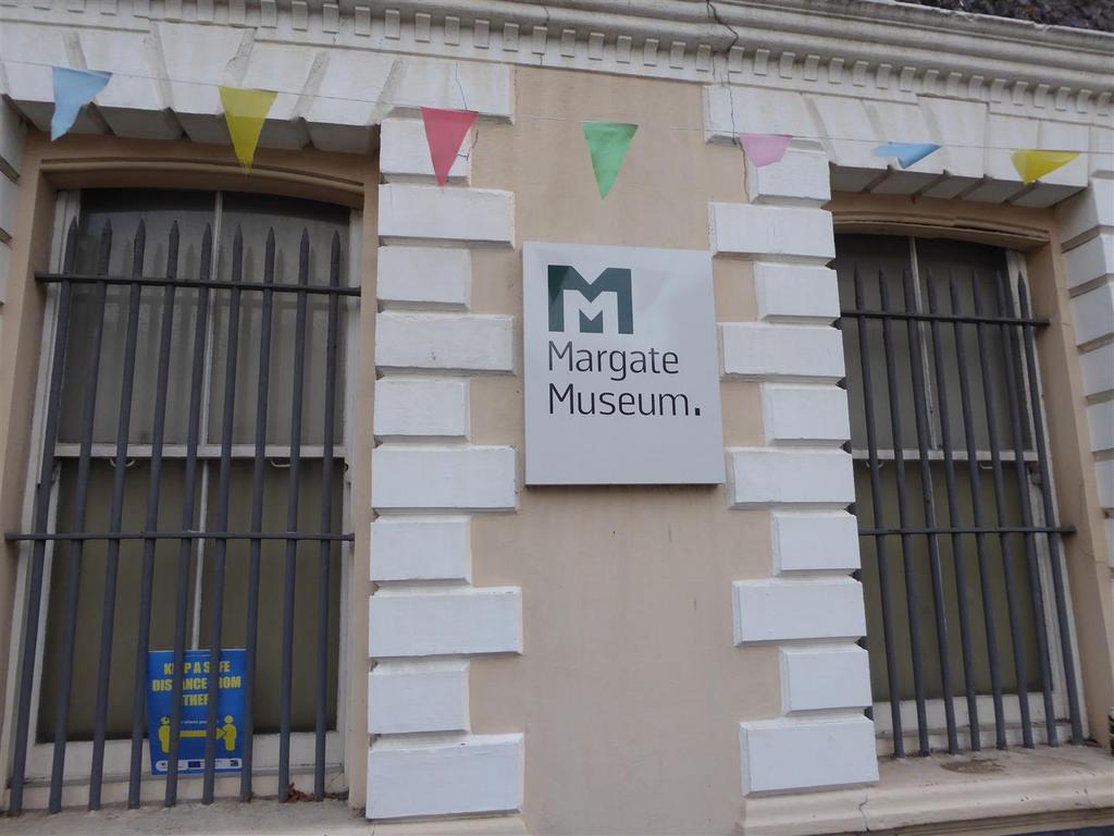 P1060305.jpg