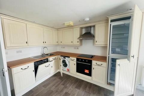 2 bedroom flat to rent, St Augustines Road, Ramsgate CT11