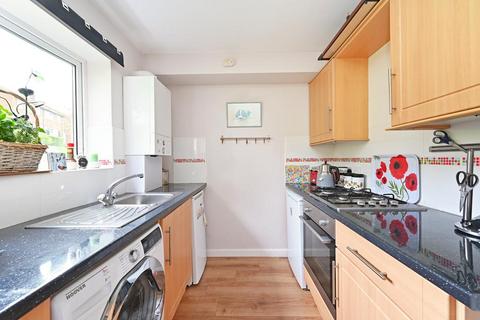 2 bedroom flat for sale - Hallowes Rise, Dronfield