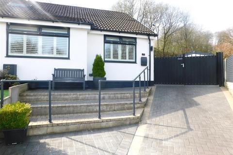 29 Ferndale Close, Oldham, OL4 5NL