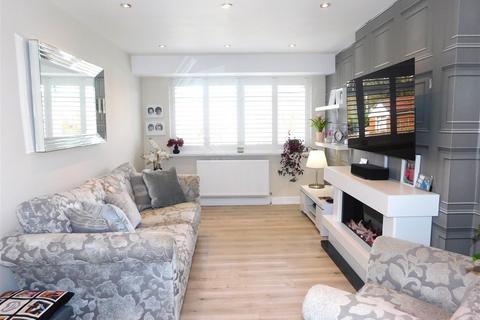 29 Ferndale Close, Oldham, OL4 5NL