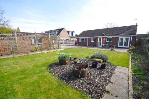 3 bedroom detached bungalow for sale, Broad Lane, Sykehouse, Goole