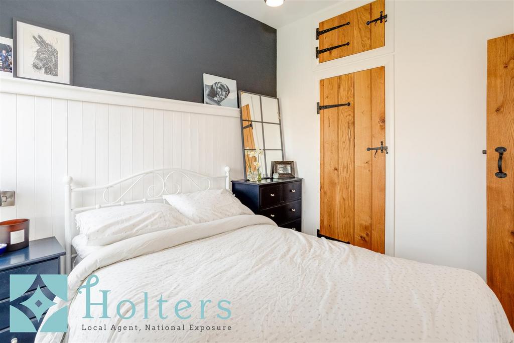 2 Hollly Hurst Interior-18.jpg