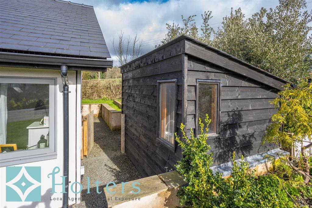 2 Holly Hurst Exterior15.jpg