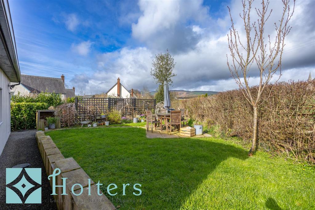 2 Holly Hurst Exterior11.jpg