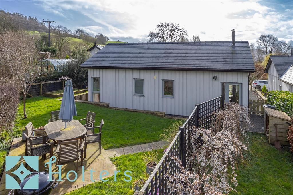 2 Holly Hurst Exterior5.jpg