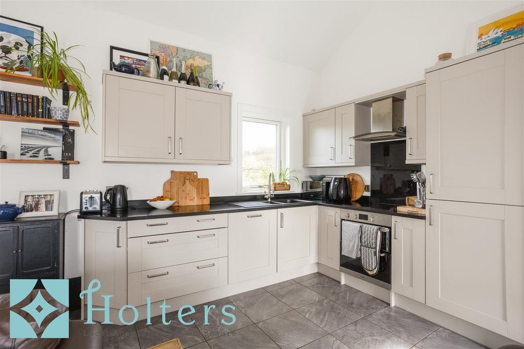 2 Hollly Hurst Interior-8.jpg