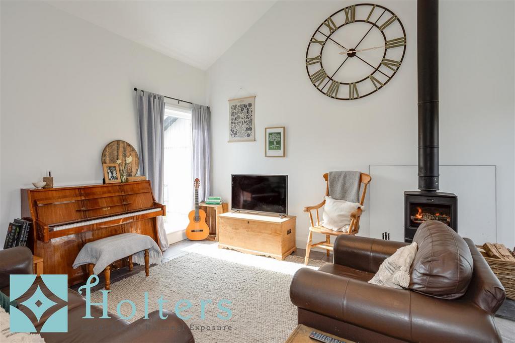 2 Hollly Hurst Interior-12.jpg