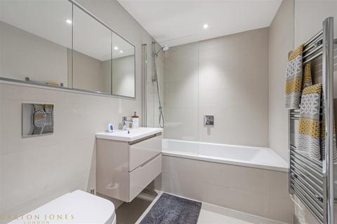 1 bedroom flat for sale, Dolben Court, Montaigne Close, Westminster, London SW1P