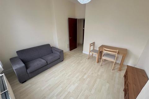 1 bedroom apartment to rent, Grosvenor Road, Whalley Range, Manchester