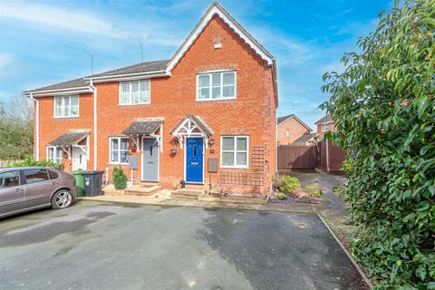 2 bedroom end of terrace house for sale - Malham Place, Worcester