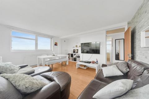 2 bedroom flat for sale - Bromley Hill, Bromley
