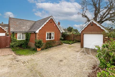 3 Avocet Close, West Mersea, Colchester, CO5 8DQ