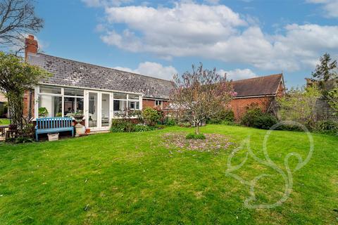 3 Avocet Close, West Mersea, Colchester, CO5 8DQ
