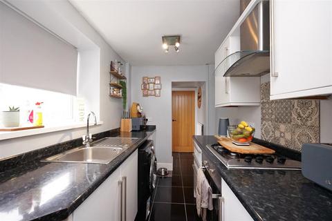 3 bedroom end of terrace house for sale, Cleator Street, Dalton-In-Furness