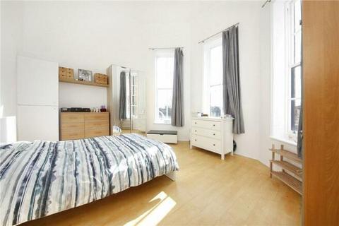3 bedroom apartment to rent - Chelmer Road, E9