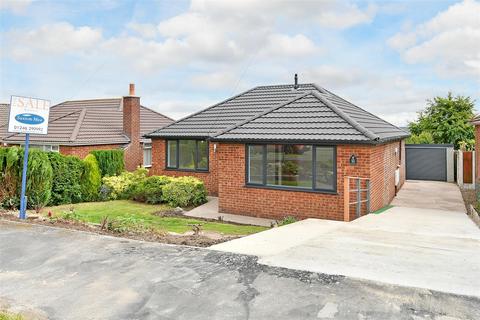 2 bedroom detached bungalow for sale - Robincroft Road, Wingerworth, Chesterfield