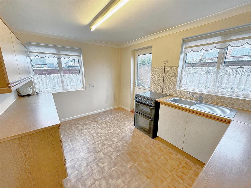 Kitchen..jpg