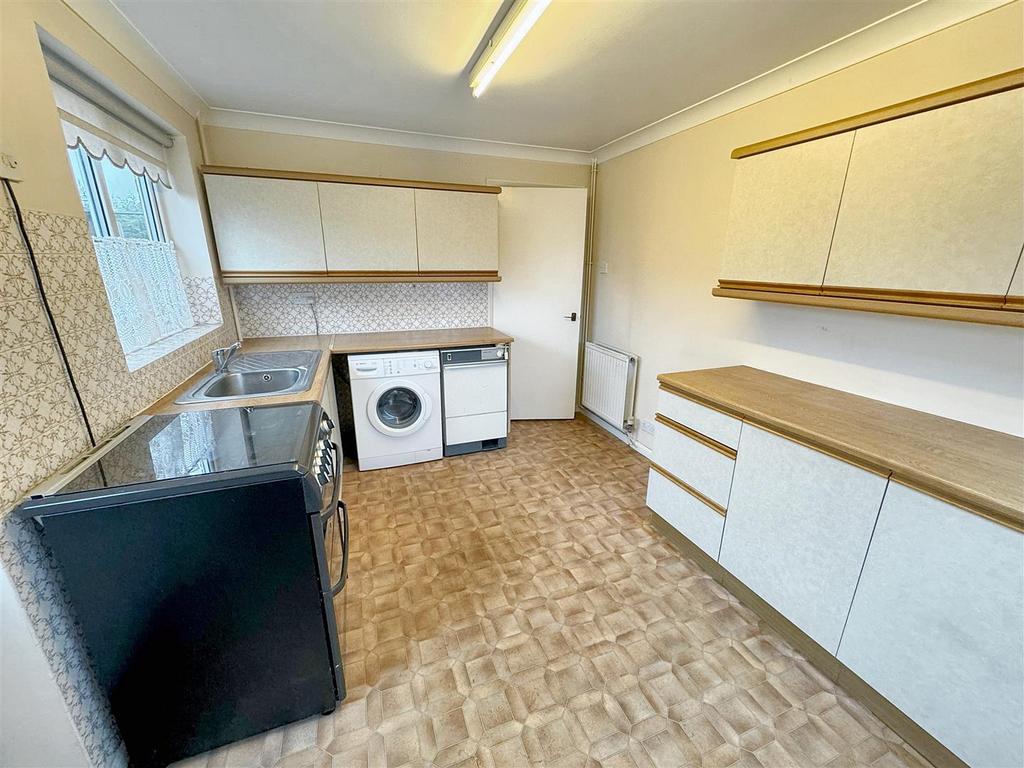 Kitchen ..jpg