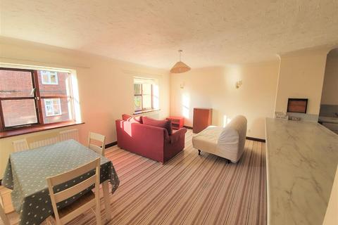2 bedroom flat to rent, West Runton, Norfolk