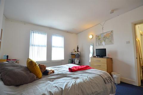 6 bedroom terraced house to rent - Tiverton Road, Selly Oak, Birmingham B29