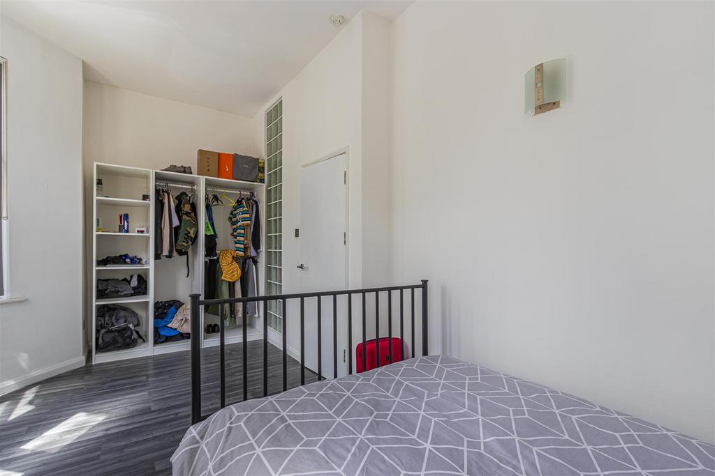 Howard Court 1-2.jpg