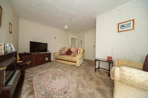 2 bedroom bungalow for sale, Windleden Road, Loughborough, LE11