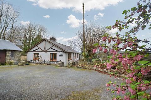 3 bedroom property with land for sale - Glynarthen, Llandysul