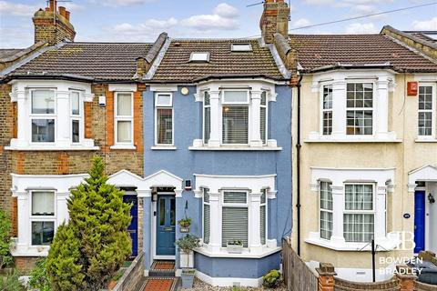4 bedroom terraced house for sale, West Grove, Woodford Green