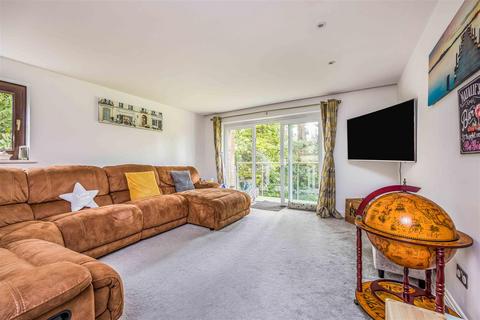 3 bedroom flat for sale, Western Road, Branksome Park, Poole