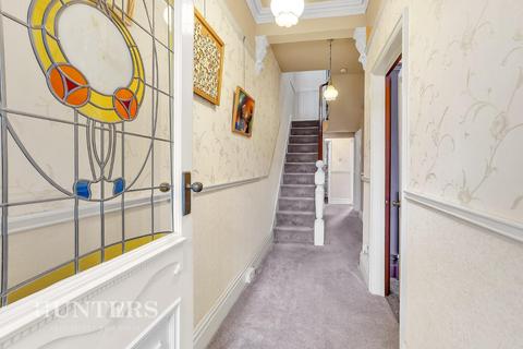 4 bedroom end of terrace house for sale - Hare Hill Road, Littleborough OL15 9AD