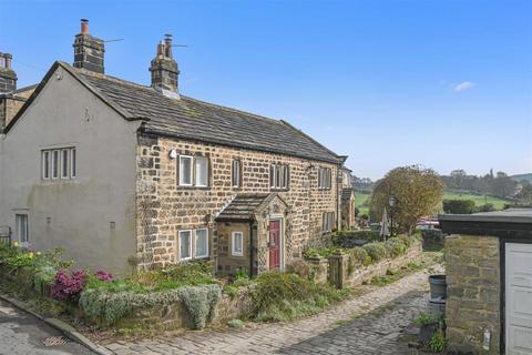 3 bedroom character property for sale, Upper End Farm House 58 Town Street, Guiseley, Leeds