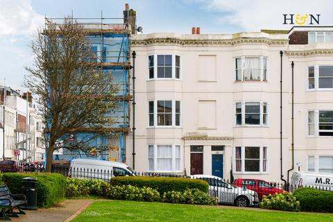 3 bedroom maisonette for sale, Clarence Square, Brighton BN1