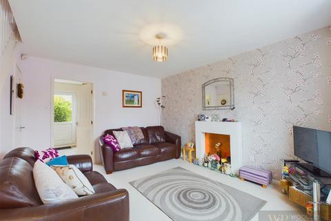 2 bedroom end of terrace house for sale - Holgate Close, Beverley