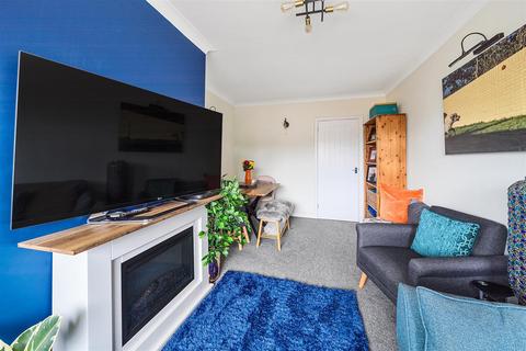3 bedroom detached bungalow for sale - Wellfield Close, Gorseinon, Swansea
