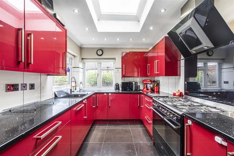 5 bedroom detached house for sale, Whitton Dene, Isleworth TW7