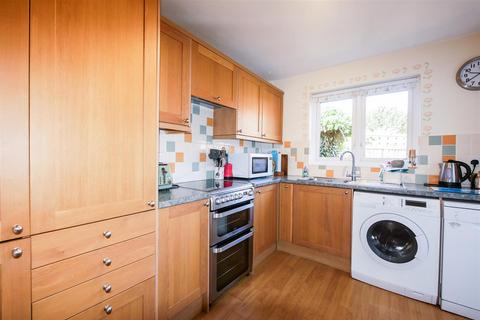 2 bedroom retirement property for sale, St. Lucians Lane, Wallingford OX10