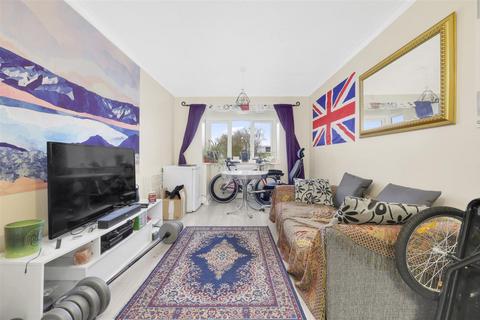 1 bedroom flat for sale, Shobroke Close, London NW2